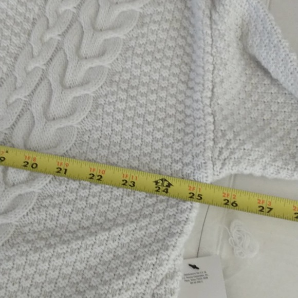 a.na. Chunky Cable Knit Sweater Women's Sz L Grey White Long Sleeve Turtle Neck - Picture 8 of 9